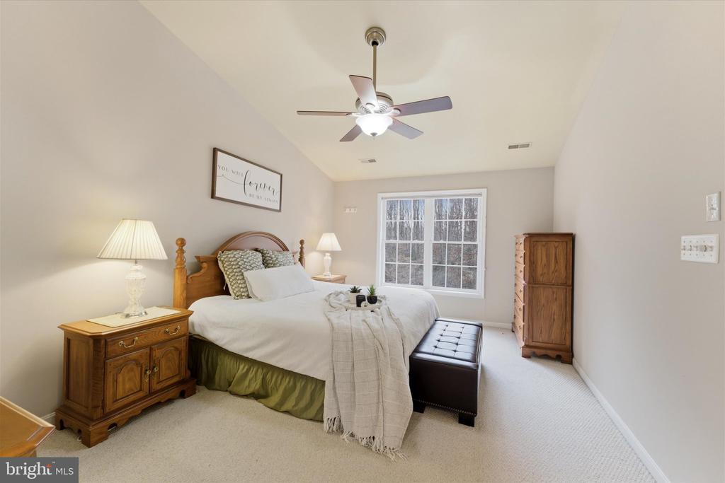 15420 BOB WHITE TRL, AMISSVILLE, Virginia 20106, 4 Bedrooms Bedrooms, ,2 BathroomsBathrooms,Residential,15420 BOB WHITE TRL,VACU2012864 MLS # VACU2012864