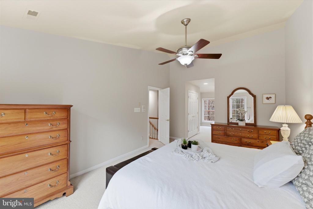 15420 BOB WHITE TRL, AMISSVILLE, Virginia 20106, 4 Bedrooms Bedrooms, ,2 BathroomsBathrooms,Residential,15420 BOB WHITE TRL,VACU2012864 MLS # VACU2012864