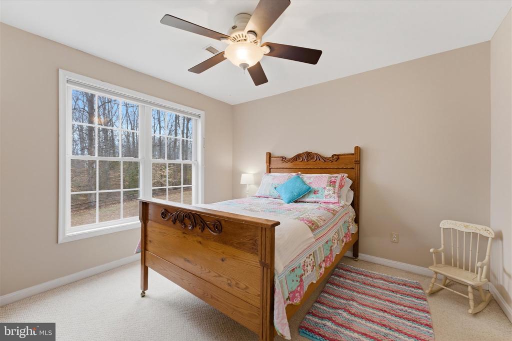 15420 BOB WHITE TRL, AMISSVILLE, Virginia 20106, 4 Bedrooms Bedrooms, ,2 BathroomsBathrooms,Residential,15420 BOB WHITE TRL,VACU2012864 MLS # VACU2012864