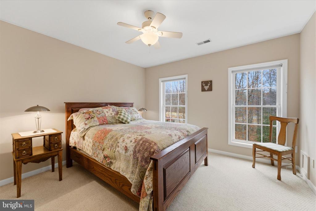 15420 BOB WHITE TRL, AMISSVILLE, Virginia 20106, 4 Bedrooms Bedrooms, ,2 BathroomsBathrooms,Residential,15420 BOB WHITE TRL,VACU2012864 MLS # VACU2012864