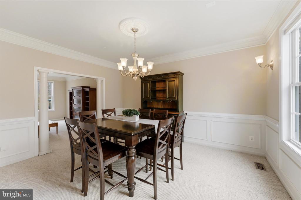 15420 BOB WHITE TRL, AMISSVILLE, Virginia 20106, 4 Bedrooms Bedrooms, ,2 BathroomsBathrooms,Residential,15420 BOB WHITE TRL,VACU2012864 MLS # VACU2012864