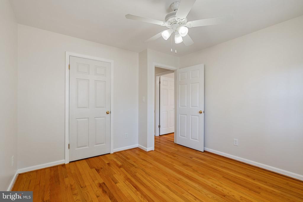 5142 FAIRVIEW LN, BROAD RUN, Virginia, 6 Bedrooms Bedrooms, ,3 BathroomsBathrooms,Residential,5142 FAIRVIEW LN,VAFQ2020420 MLS # VAFQ2020420