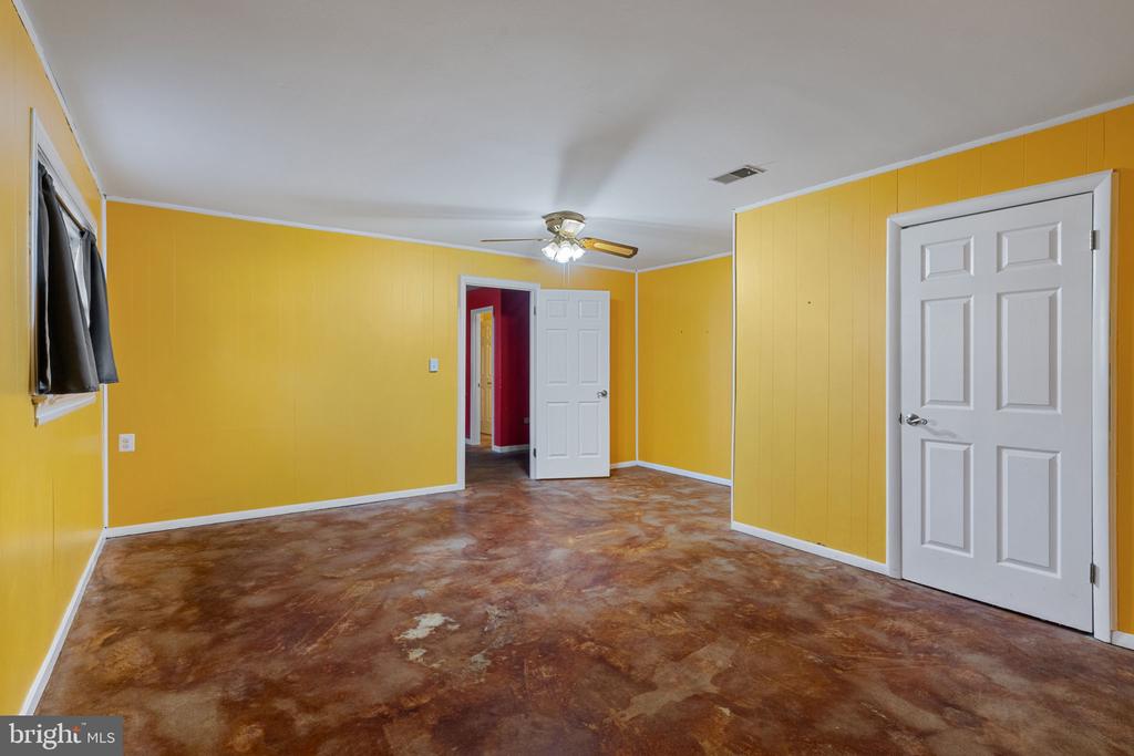 5142 FAIRVIEW LN, BROAD RUN, Virginia, 6 Bedrooms Bedrooms, ,3 BathroomsBathrooms,Residential,5142 FAIRVIEW LN,VAFQ2020420 MLS # VAFQ2020420