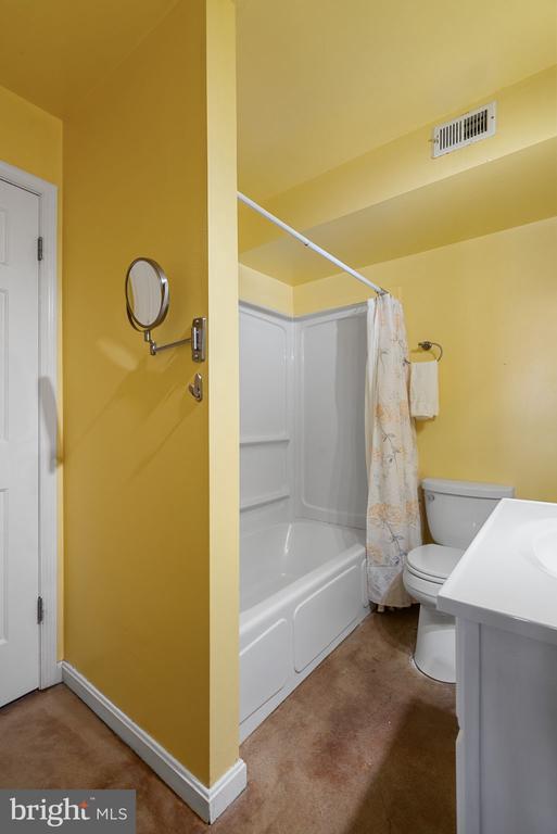 5142 FAIRVIEW LN, BROAD RUN, Virginia, 6 Bedrooms Bedrooms, ,3 BathroomsBathrooms,Residential,5142 FAIRVIEW LN,VAFQ2020420 MLS # VAFQ2020420