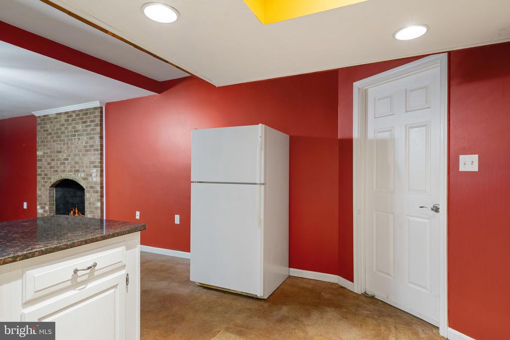 5142 FAIRVIEW LN, BROAD RUN, Virginia, 6 Bedrooms Bedrooms, ,3 BathroomsBathrooms,Residential,5142 FAIRVIEW LN,VAFQ2020420 MLS # VAFQ2020420