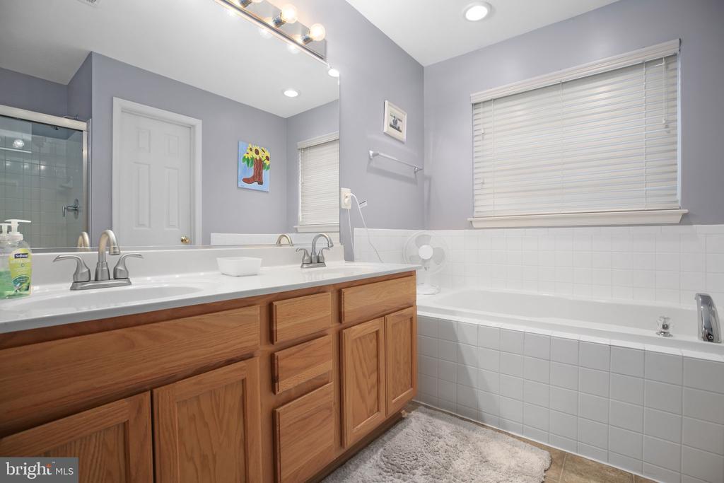 6012 HOT SPRING LN, FREDERICKSBURG, Virginia 22407, 4 Bedrooms Bedrooms, ,2 BathroomsBathrooms,Residential,6012 HOT SPRING LN,VASP2039880 MLS # VASP2039880 6012 HOT SPRING LN, FREDERICKSBURG, Virginia 22407, 4 Bedrooms Bedrooms, ,2 BathroomsBathrooms,Residential,6012 HOT SPRING LN,VASP2039880 MLS # VASP2039880