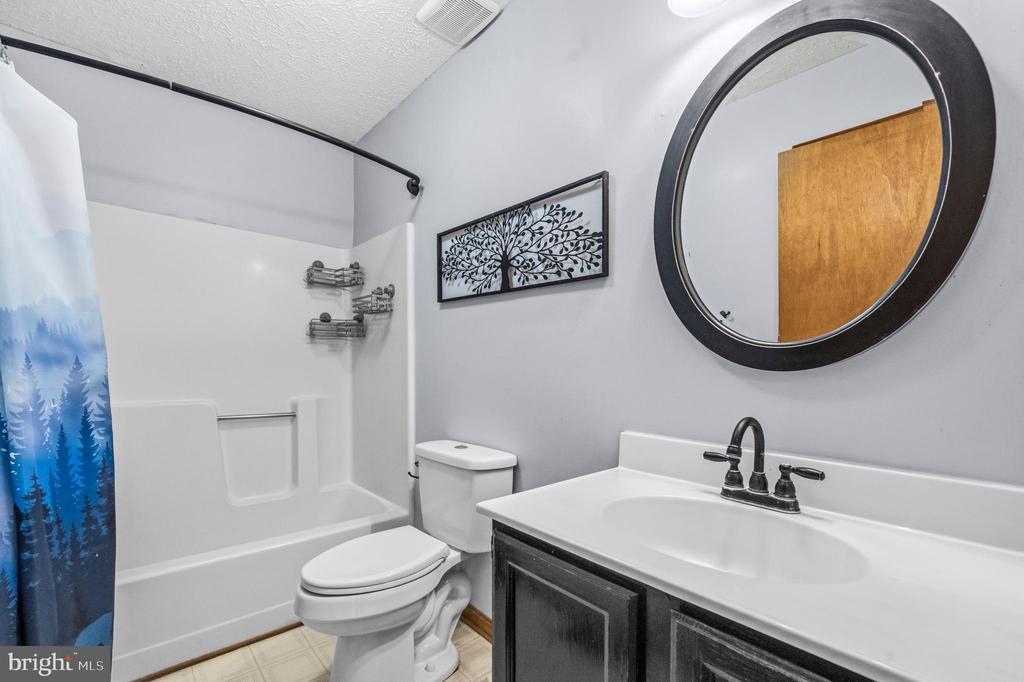 10932 BLAKE LN, BEALETON, Virginia, 4 Bedrooms Bedrooms, ,2 BathroomsBathrooms,Residential,10932 BLAKE LN,VAFQ2020856 MLS # VAFQ2020856