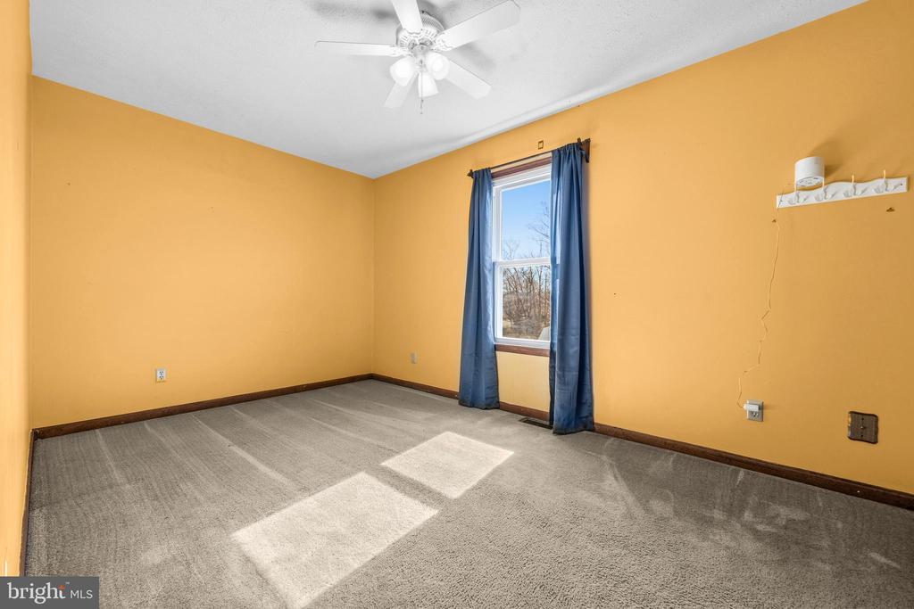 10932 BLAKE LN, BEALETON, Virginia, 4 Bedrooms Bedrooms, ,2 BathroomsBathrooms,Residential,10932 BLAKE LN,VAFQ2020856 MLS # VAFQ2020856