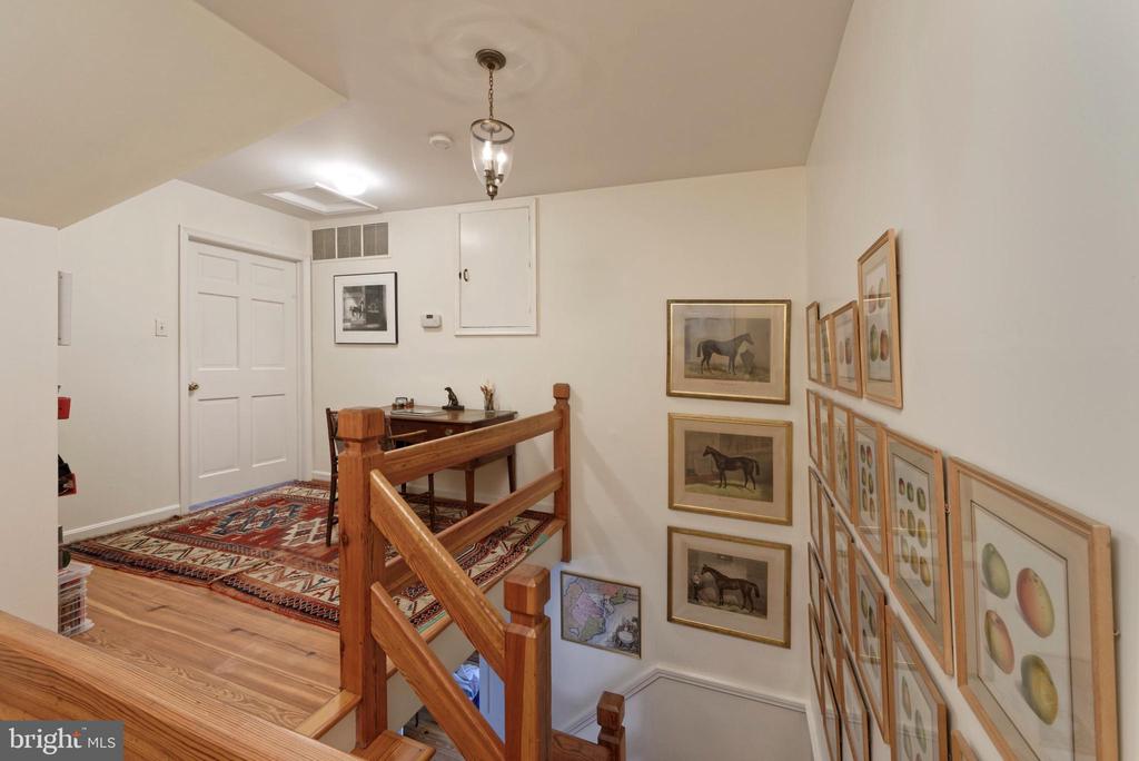 4392 CARRINGTON RD, MARKHAM, Virginia, 4 Bedrooms Bedrooms, ,4 BathroomsBathrooms,Residential,4392 CARRINGTON RD,VAFQ2020754 MLS # VAFQ2020754