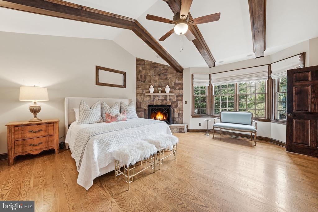 11208 KNOLLS END, SPOTSYLVANIA, Virginia 22551, 6 Bedrooms Bedrooms, ,5 BathroomsBathrooms,Residential,11208 KNOLLS END,VASP2039734 MLS # VASP2039734