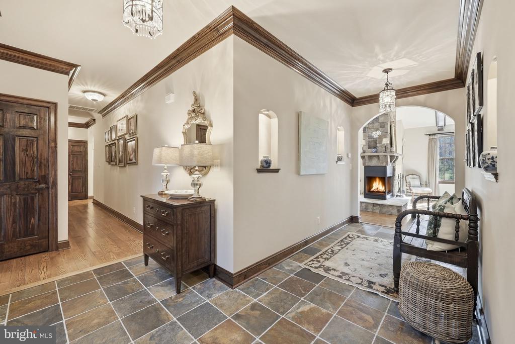 11208 KNOLLS END, SPOTSYLVANIA, Virginia 22551, 6 Bedrooms Bedrooms, ,5 BathroomsBathrooms,Residential,11208 KNOLLS END,VASP2039734 MLS # VASP2039734