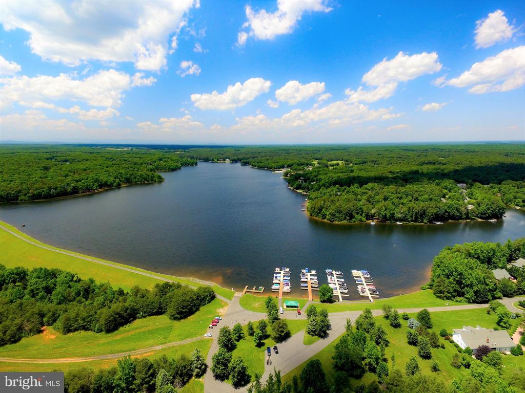 11208 KNOLLS END, SPOTSYLVANIA, Virginia 22551, 6 Bedrooms Bedrooms, ,5 BathroomsBathrooms,Residential,11208 KNOLLS END,VASP2039734 MLS # VASP2039734