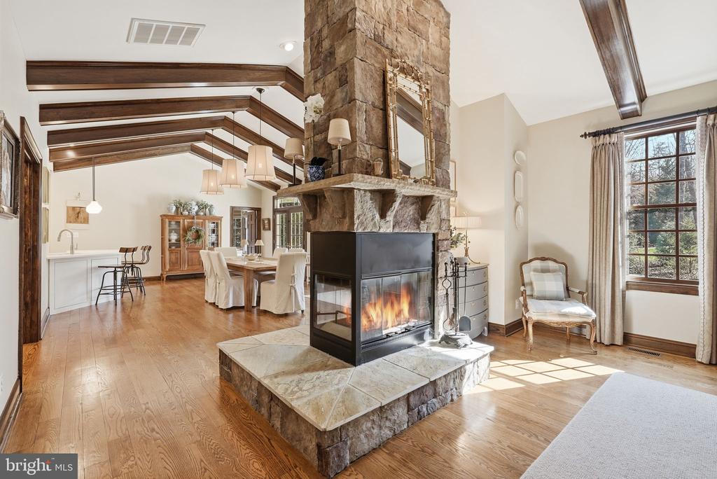 11208 KNOLLS END, SPOTSYLVANIA, Virginia 22551, 6 Bedrooms Bedrooms, ,5 BathroomsBathrooms,Residential,11208 KNOLLS END,VASP2039734 MLS # VASP2039734