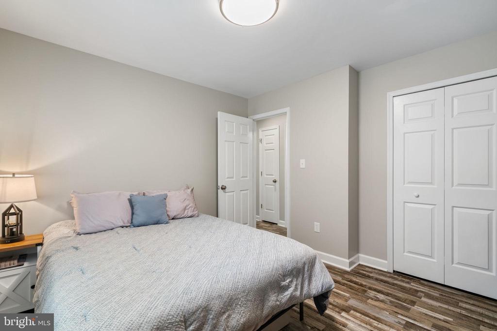 1235 LAKEVIEW PKWY, LOCUST GROVE, Virginia 22508, 3 Bedrooms Bedrooms, ,2 BathroomsBathrooms,Residential,1235 LAKEVIEW PKWY,VAOR2013540 MLS # VAOR2013540