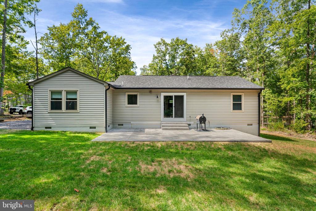 1235 LAKEVIEW PKWY, LOCUST GROVE, Virginia 22508, 3 Bedrooms Bedrooms, ,2 BathroomsBathrooms,Residential,1235 LAKEVIEW PKWY,VAOR2013540 MLS # VAOR2013540