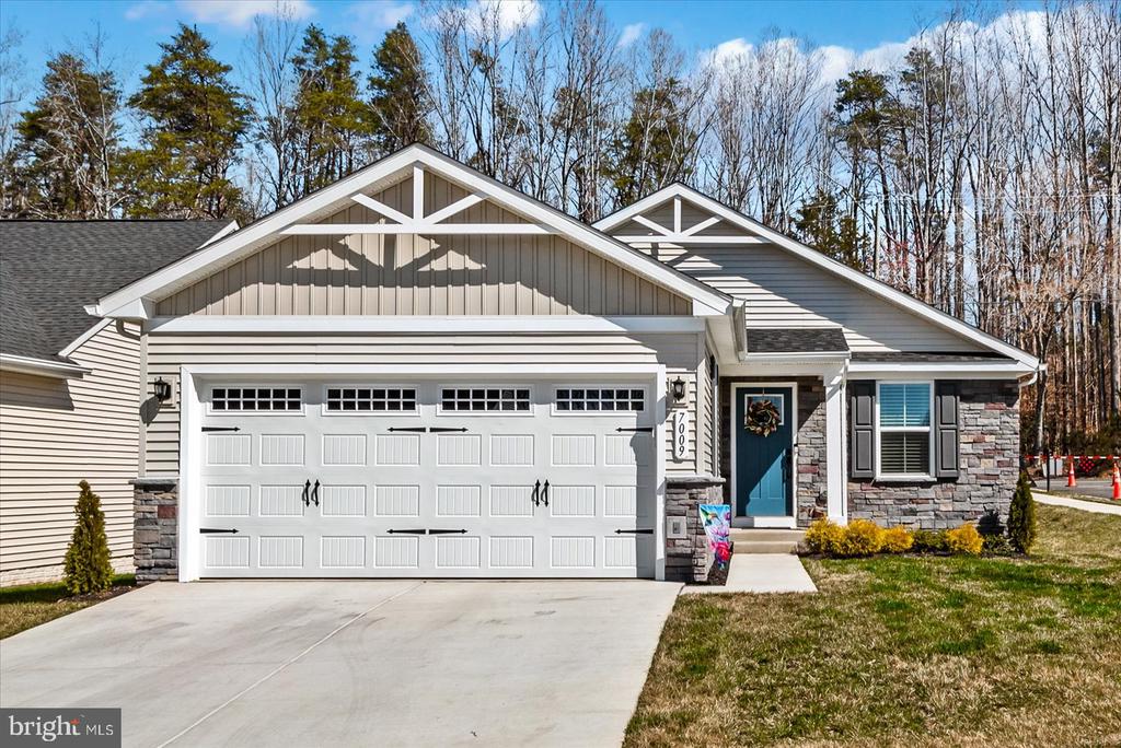 7009 HASKELL CT, FREDERICKSBURG, Virginia 22407, 3 Bedrooms Bedrooms, ,3 BathroomsBathrooms,Residential,7009 HASKELL CT,VASP2039966 MLS # VASP2039966
