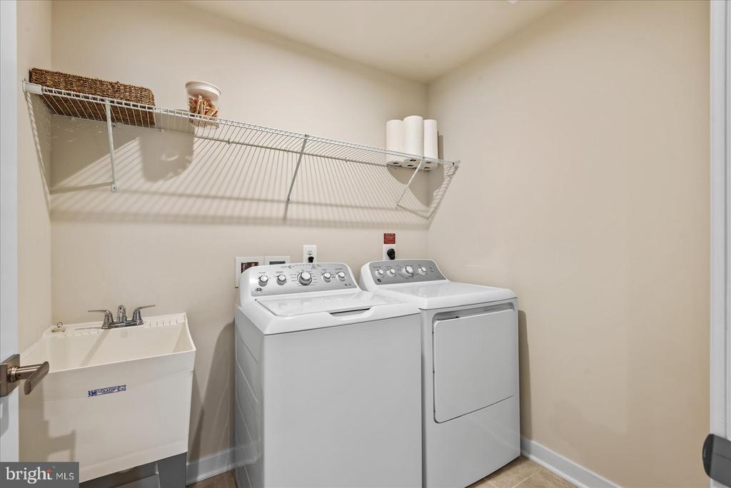 7009 HASKELL CT, FREDERICKSBURG, Virginia 22407, 3 Bedrooms Bedrooms, ,3 BathroomsBathrooms,Residential,7009 HASKELL CT,VASP2039966 MLS # VASP2039966 7009 HASKELL CT, FREDERICKSBURG, Virginia 22407, 3 Bedrooms Bedrooms, ,3 BathroomsBathrooms,Residential,7009 HASKELL CT,VASP2039966 MLS # VASP2039966