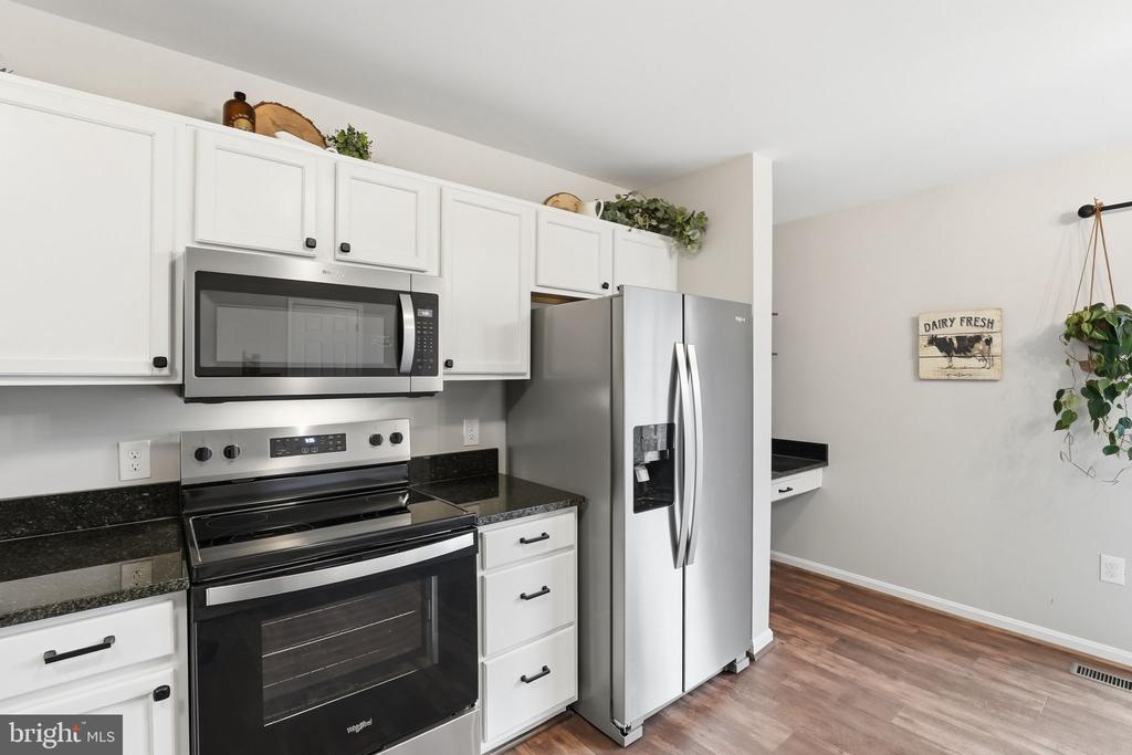 531 HIGHLAND TOWNE LN, WARRENTON, Virginia 20186, 2 Bedrooms Bedrooms, ,2 BathroomsBathrooms,Residential,531 HIGHLAND TOWNE LN,VAFQ2020860 MLS # VAFQ2020860