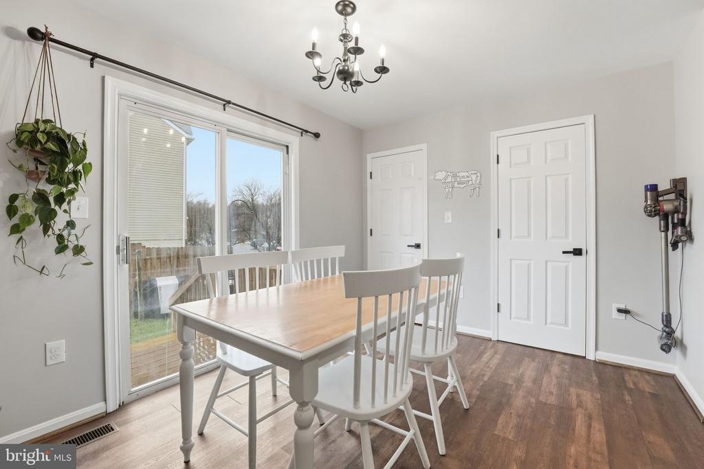 531 HIGHLAND TOWNE LN, WARRENTON, Virginia 20186, 2 Bedrooms Bedrooms, ,2 BathroomsBathrooms,Residential,531 HIGHLAND TOWNE LN,VAFQ2020860 MLS # VAFQ2020860