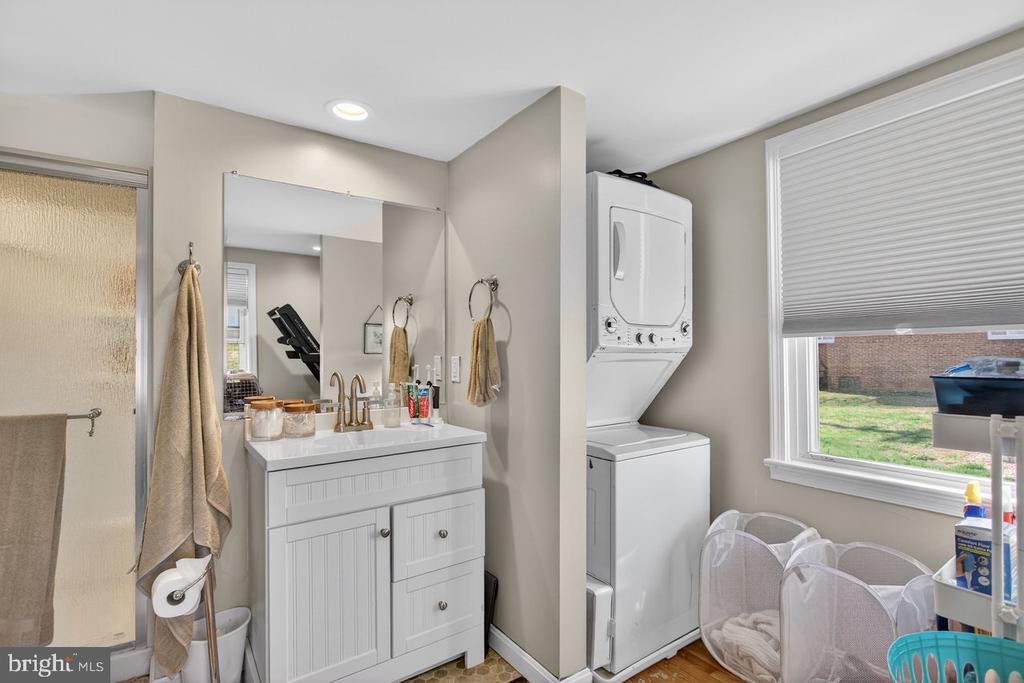 82 ROSSER DR, LURAY, Virginia 22835, 2 Bedrooms Bedrooms, ,1 BathroomBathrooms,Residential,82 ROSSER DR,VAPA2006178 MLS # VAPA2006178