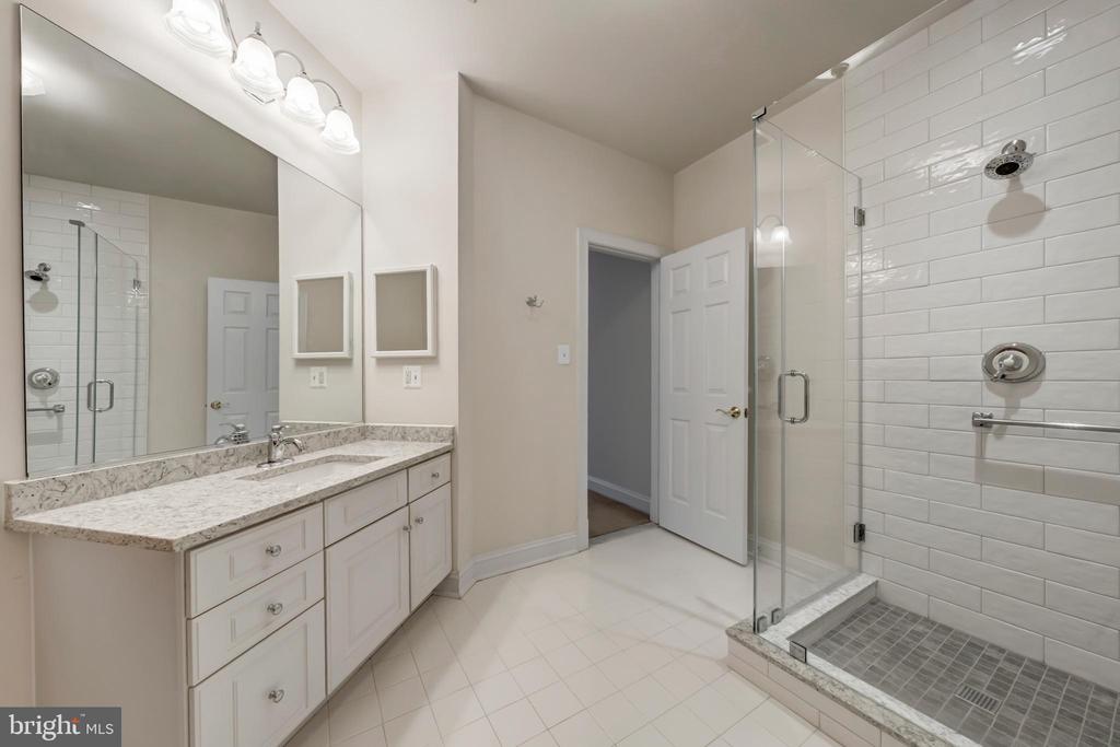 8986 WOODWARD RD, MARSHALL, Virginia, 5 Bedrooms Bedrooms, ,4 BathroomsBathrooms,Residential,8986 WOODWARD RD,VAFQ2020846 MLS # VAFQ2020846