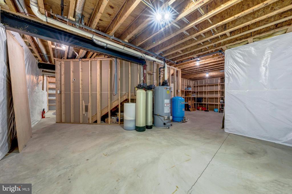 8986 WOODWARD RD, MARSHALL, Virginia, 5 Bedrooms Bedrooms, ,4 BathroomsBathrooms,Residential,8986 WOODWARD RD,VAFQ2020846 MLS # VAFQ2020846