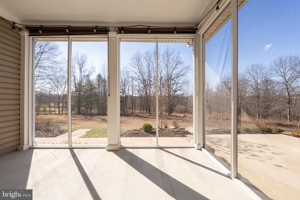 8986 WOODWARD RD, MARSHALL, Virginia, 5 Bedrooms Bedrooms, ,4 BathroomsBathrooms,Residential,8986 WOODWARD RD,VAFQ2020846 MLS # VAFQ2020846