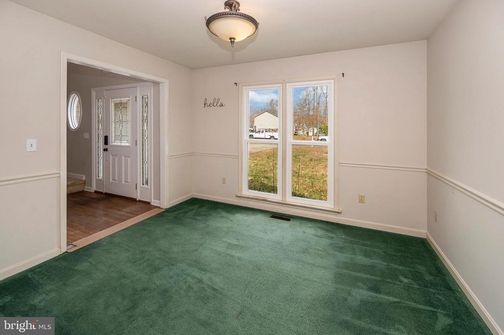 522 STONEWALL LN, FREDERICKSBURG, Virginia 22407, 3 Bedrooms Bedrooms, ,2 BathroomsBathrooms,Residential,522 STONEWALL LN,VASP2039800 MLS # VASP2039800