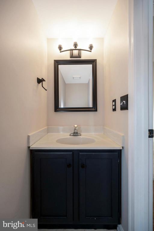 522 STONEWALL LN, FREDERICKSBURG, Virginia 22407, 3 Bedrooms Bedrooms, ,2 BathroomsBathrooms,Residential,522 STONEWALL LN,VASP2039800 MLS # VASP2039800