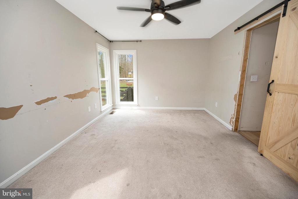 522 STONEWALL LN, FREDERICKSBURG, Virginia 22407, 3 Bedrooms Bedrooms, ,2 BathroomsBathrooms,Residential,522 STONEWALL LN,VASP2039800 MLS # VASP2039800