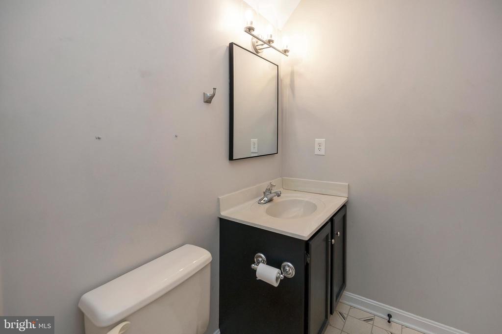 522 STONEWALL LN, FREDERICKSBURG, Virginia 22407, 3 Bedrooms Bedrooms, ,2 BathroomsBathrooms,Residential,522 STONEWALL LN,VASP2039800 MLS # VASP2039800