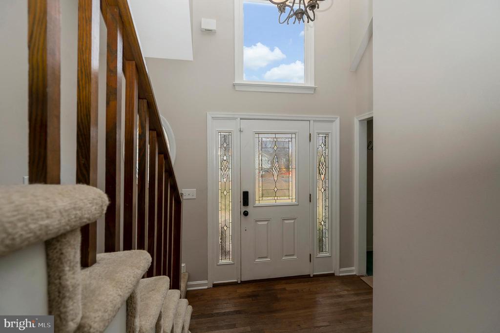 522 STONEWALL LN, FREDERICKSBURG, Virginia 22407, 3 Bedrooms Bedrooms, ,2 BathroomsBathrooms,Residential,522 STONEWALL LN,VASP2039800 MLS # VASP2039800