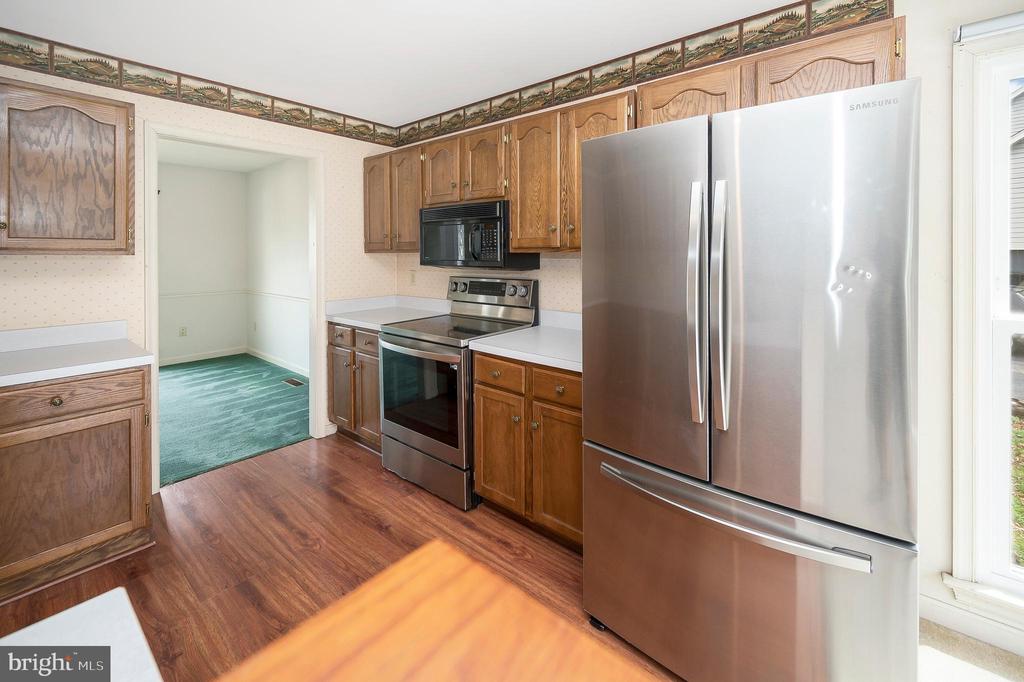 522 STONEWALL LN, FREDERICKSBURG, Virginia 22407, 3 Bedrooms Bedrooms, ,2 BathroomsBathrooms,Residential,522 STONEWALL LN,VASP2039800 MLS # VASP2039800