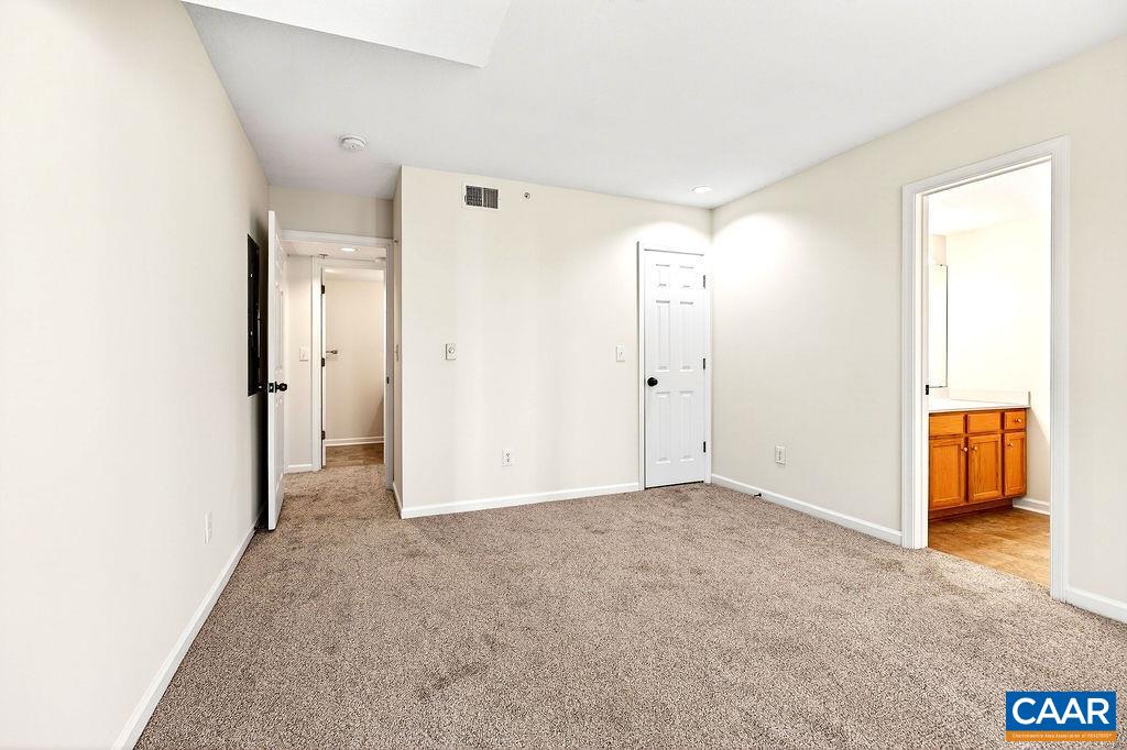 2084 STONE RIDGE CONDOS, WINTERGREEN, Virginia 22967, 2 Bedrooms Bedrooms, ,2 BathroomsBathrooms,Residential,2084 STONE RIDGE CONDOS,674199 MLS # 674199