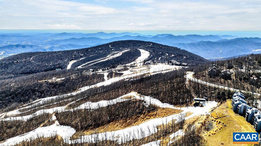 2084 STONE RIDGE CONDOS, WINTERGREEN, Virginia 22967, 2 Bedrooms Bedrooms, ,2 BathroomsBathrooms,Residential,2084 STONE RIDGE CONDOS,674199 MLS # 674199