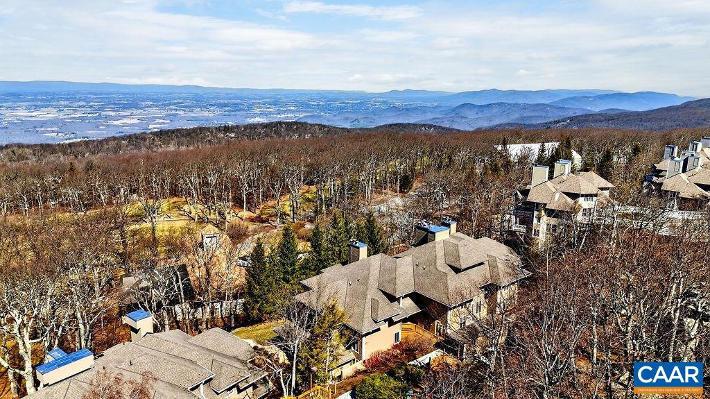 2084 STONE RIDGE CONDOS, WINTERGREEN, Virginia 22967, 2 Bedrooms Bedrooms, ,2 BathroomsBathrooms,Residential,2084 STONE RIDGE CONDOS,674199 MLS # 674199