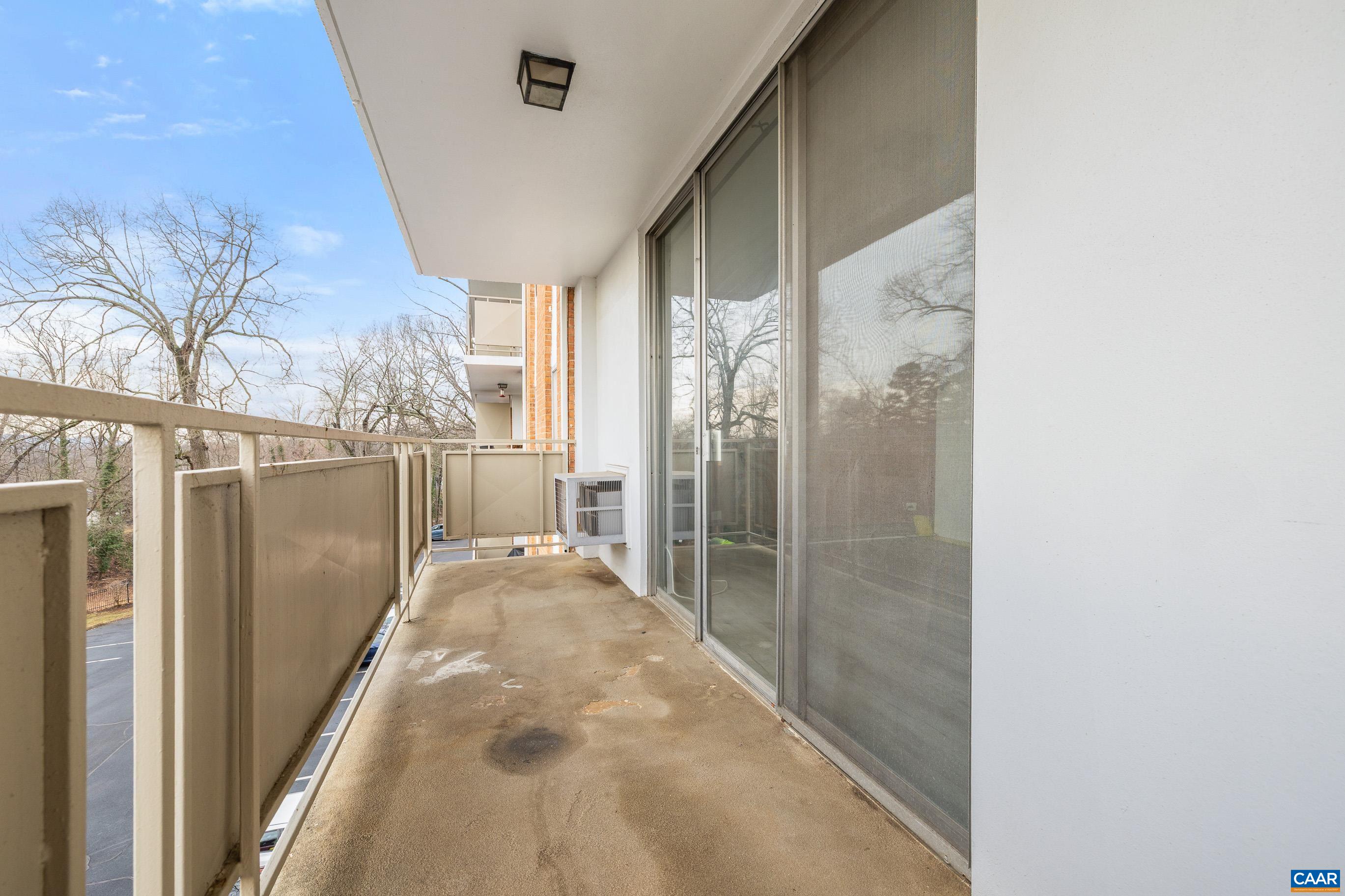 1800 JEFFERSON PARK AVE, CHARLOTTESVILLE, Virginia 22903, 1 Bedroom Bedrooms, ,1 BathroomBathrooms,Residential,1800 JEFFERSON PARK AVE,674200 MLS # 674200