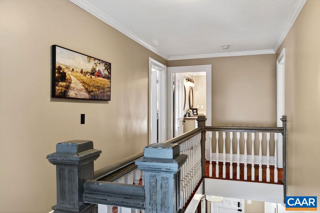 142 MT IDA LN, STAUNTON, Virginia 24401, 5 Bedrooms Bedrooms, ,3 BathroomsBathrooms,Residential,142 MT IDA LN,674243 MLS # 674243