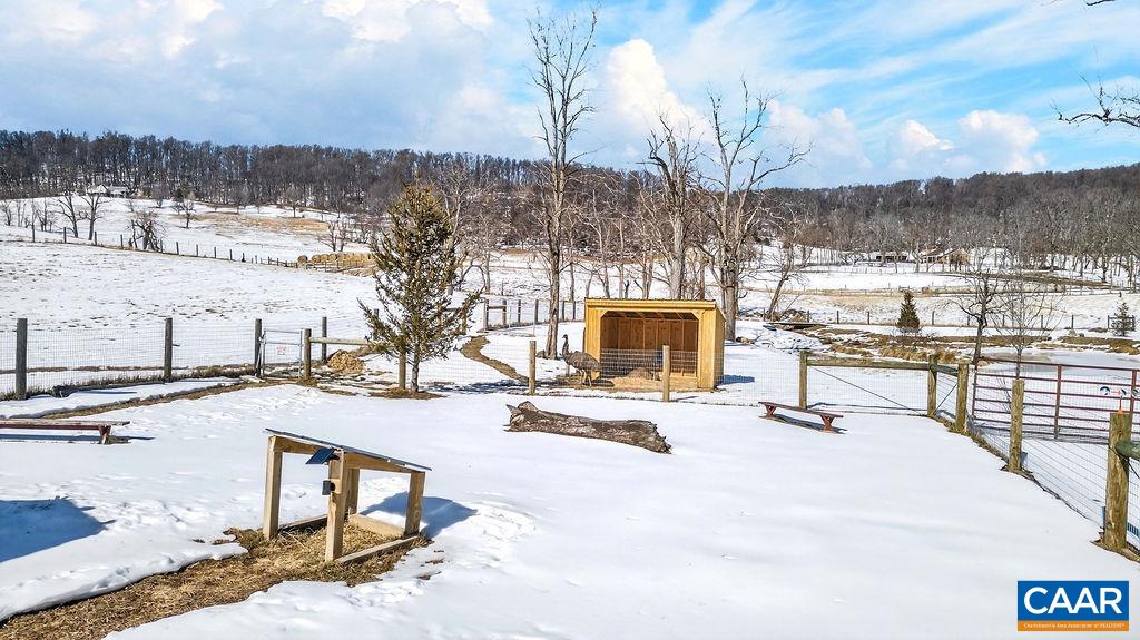 142 MT IDA LN, STAUNTON, Virginia 24401, 5 Bedrooms Bedrooms, ,3 BathroomsBathrooms,Residential,142 MT IDA LN,674243 MLS # 674243