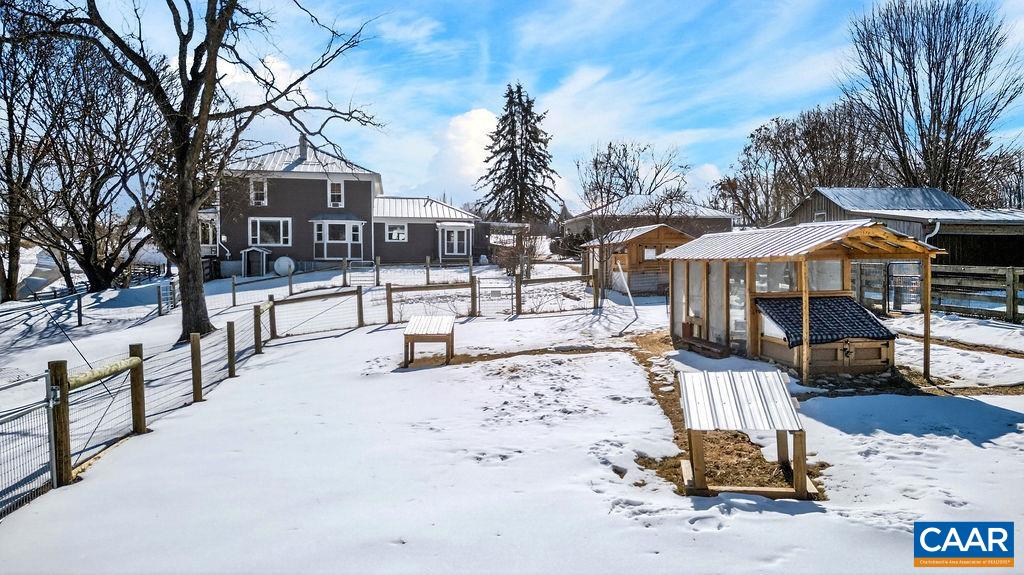 142 MT IDA LN, STAUNTON, Virginia 24401, 5 Bedrooms Bedrooms, ,3 BathroomsBathrooms,Residential,142 MT IDA LN,674243 MLS # 674243