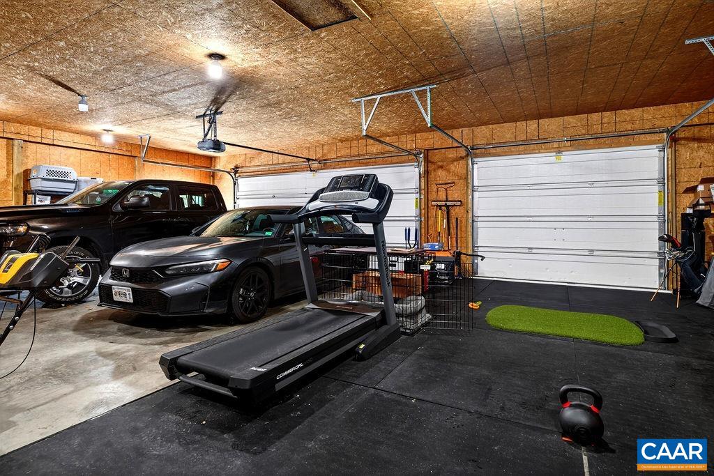 142 MT IDA LN, STAUNTON, Virginia 24401, 5 Bedrooms Bedrooms, ,3 BathroomsBathrooms,Residential,142 MT IDA LN,674243 MLS # 674243