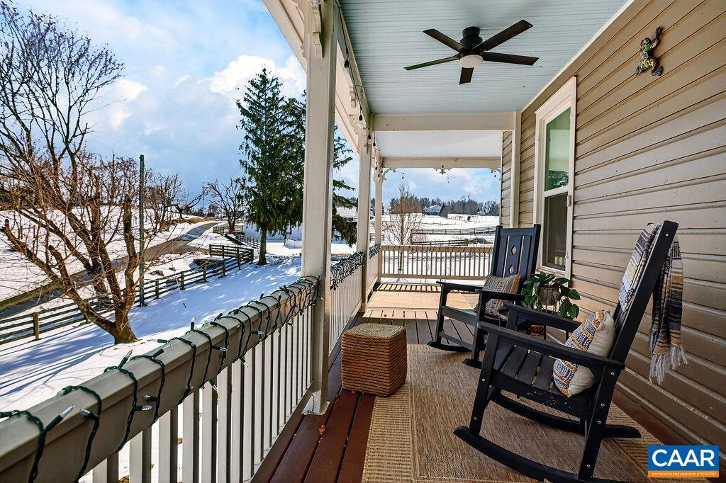 142 MT IDA LN, STAUNTON, Virginia 24401, 5 Bedrooms Bedrooms, ,3 BathroomsBathrooms,Residential,142 MT IDA LN,674243 MLS # 674243