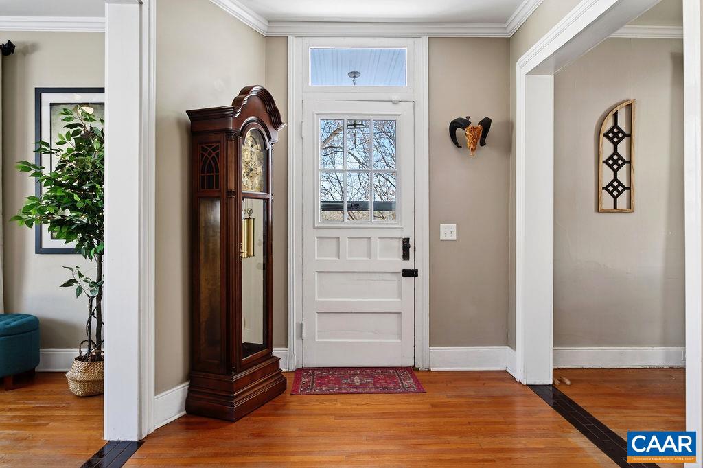 142 MT IDA LN, STAUNTON, Virginia 24401, 5 Bedrooms Bedrooms, ,3 BathroomsBathrooms,Residential,142 MT IDA LN,674243 MLS # 674243