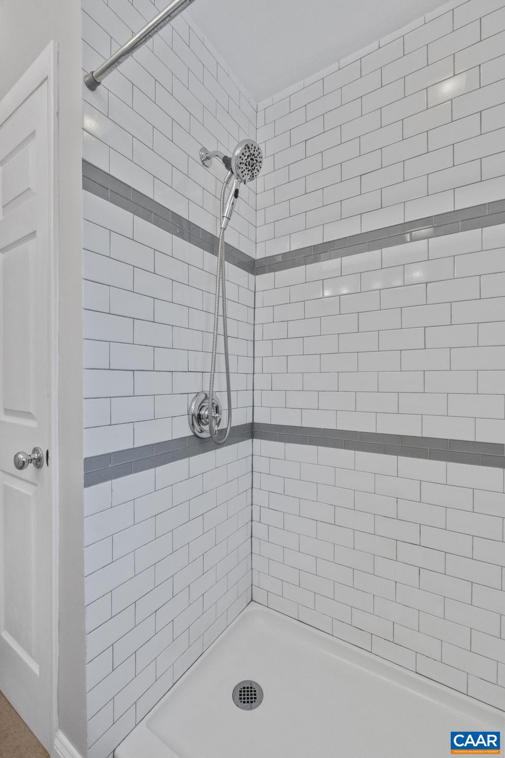 2310 WAYNE AVE, CHARLOTTESVILLE, Virginia 22901, 5 Bedrooms Bedrooms, ,2 BathroomsBathrooms,Residential,2310 WAYNE AVE,674256 MLS # 674256