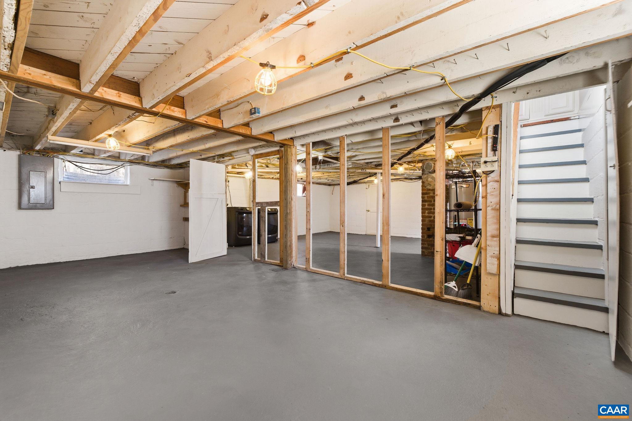 526 CAROLINE AVE, CHARLOTTESVILLE, Virginia 22902, 2 Bedrooms Bedrooms, ,1 BathroomBathrooms,Residential,526 CAROLINE AVE,674304 MLS # 674304