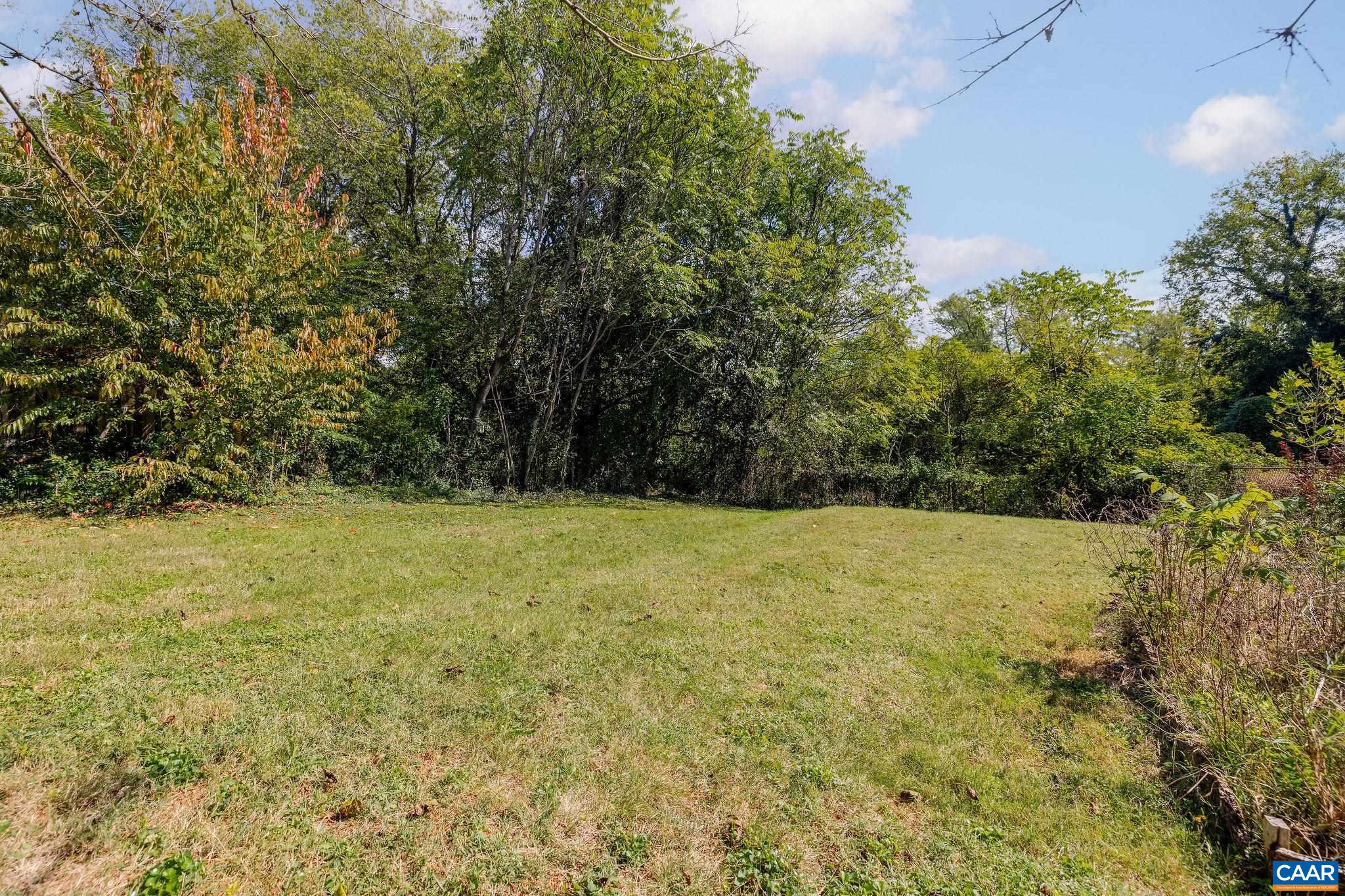 526 CAROLINE AVE, CHARLOTTESVILLE, Virginia 22902, 2 Bedrooms Bedrooms, ,1 BathroomBathrooms,Residential,526 CAROLINE AVE,674304 MLS # 674304