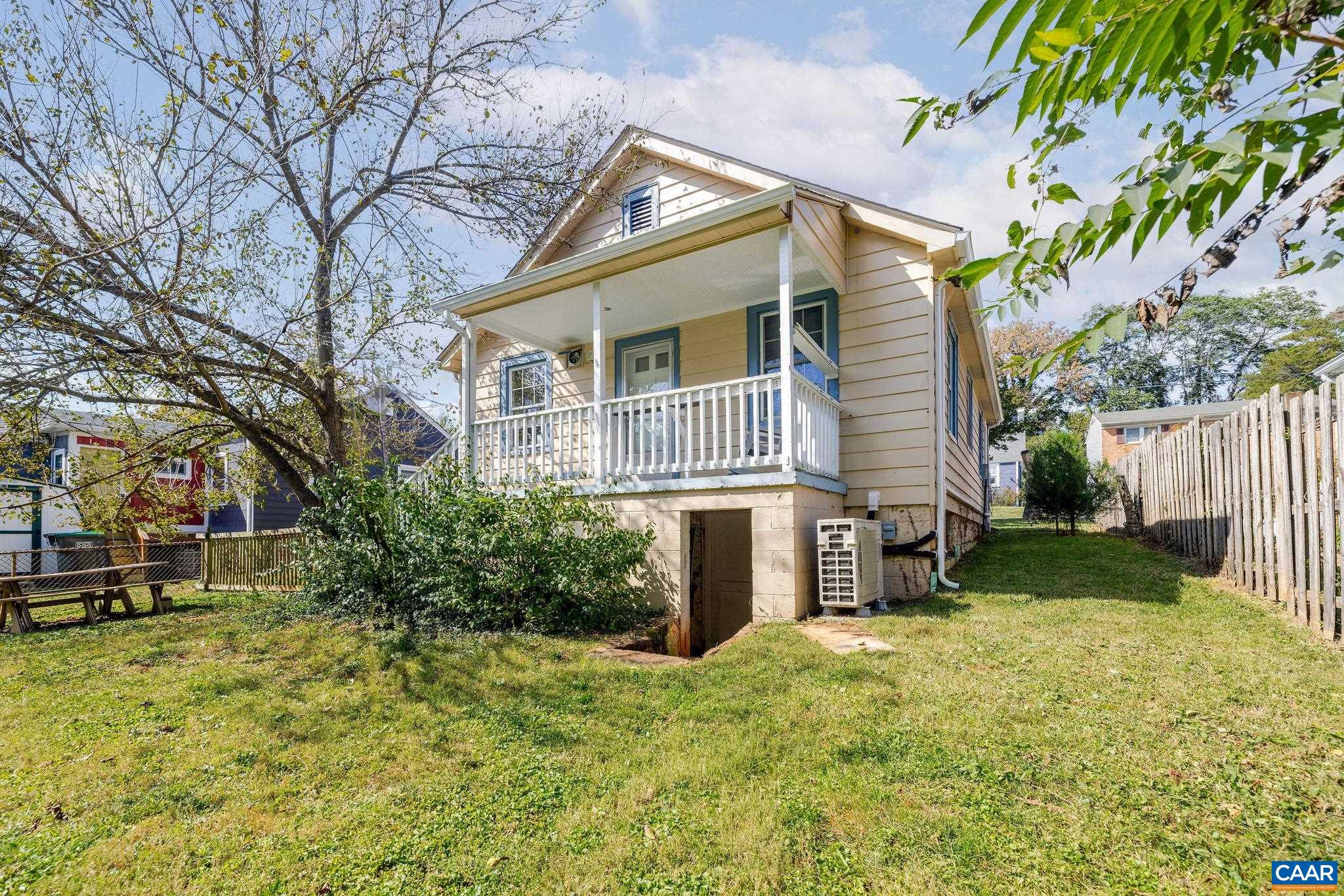 526 CAROLINE AVE, CHARLOTTESVILLE, Virginia 22902, 2 Bedrooms Bedrooms, ,1 BathroomBathrooms,Residential,526 CAROLINE AVE,674304 MLS # 674304