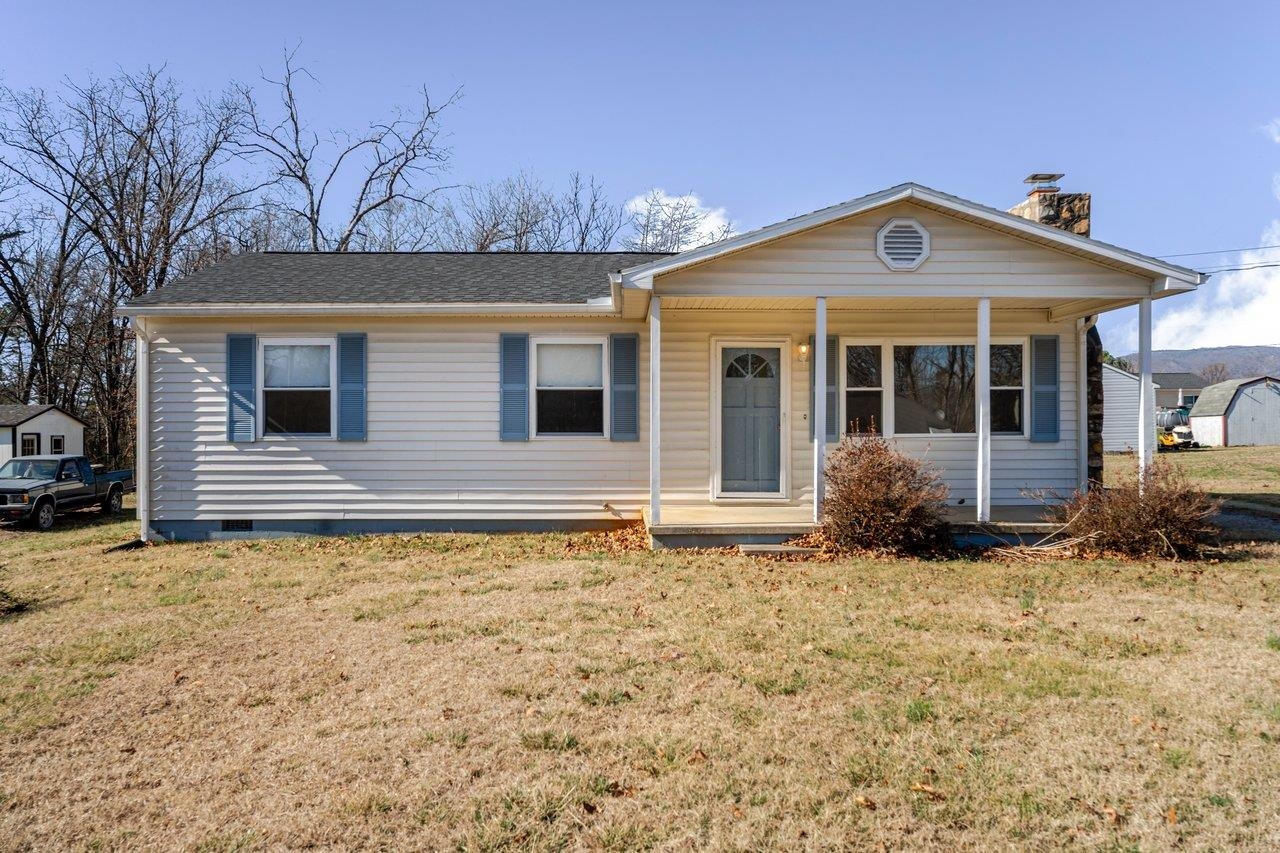 817 TENTH ST, SHENANDOAH, Virginia 22849, 3 Bedrooms Bedrooms, ,1 BathroomBathrooms,Residential,817 TENTH ST,674305 MLS # 674305