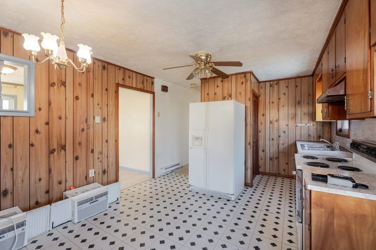 817 TENTH ST, SHENANDOAH, Virginia 22849, 3 Bedrooms Bedrooms, ,1 BathroomBathrooms,Residential,817 TENTH ST,674305 MLS # 674305