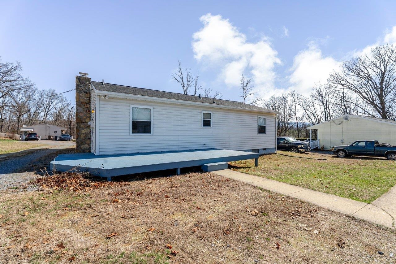 817 TENTH ST, SHENANDOAH, Virginia 22849, 3 Bedrooms Bedrooms, ,1 BathroomBathrooms,Residential,817 TENTH ST,674305 MLS # 674305